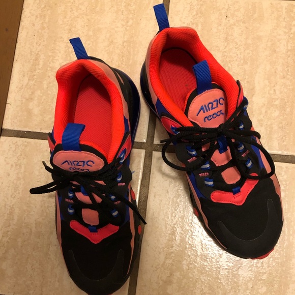 Nike 270 react! 5.5 youth size! - Picture 3 of 4